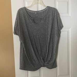 Wit & Wisdom Black and Gray Striped Short Sleeve Top
